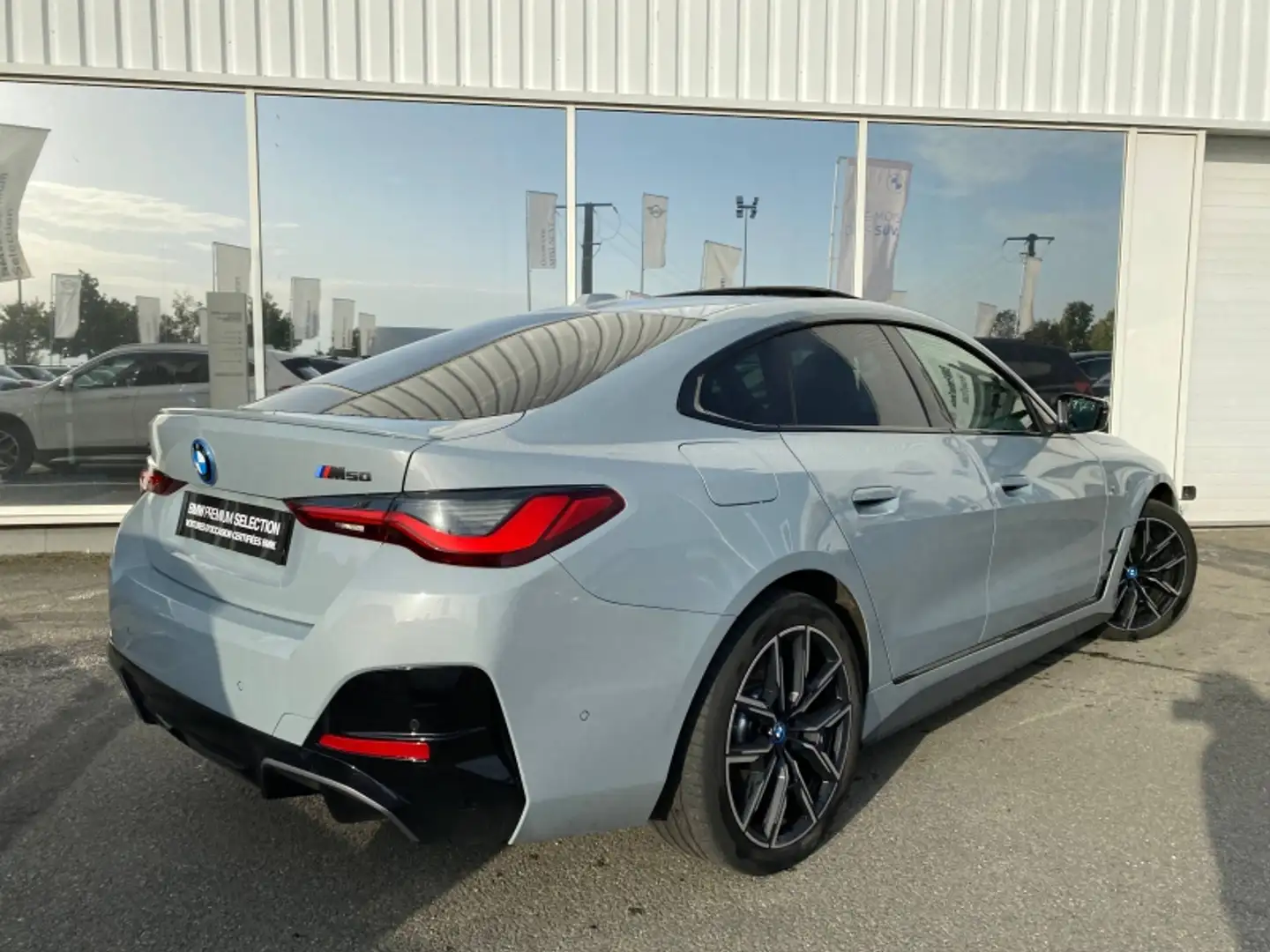 BMW i4