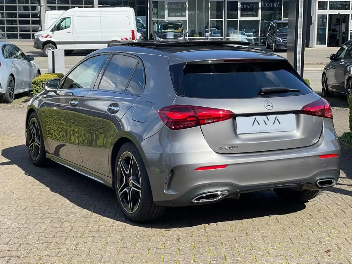 Mercedes-Benz A 200