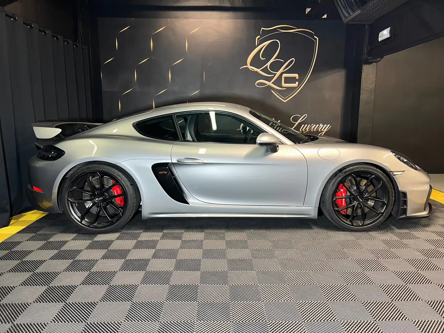 Porsche Cayman