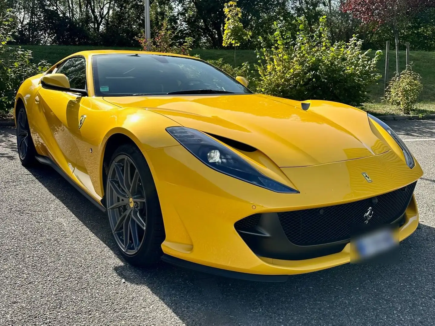 Ferrari 812