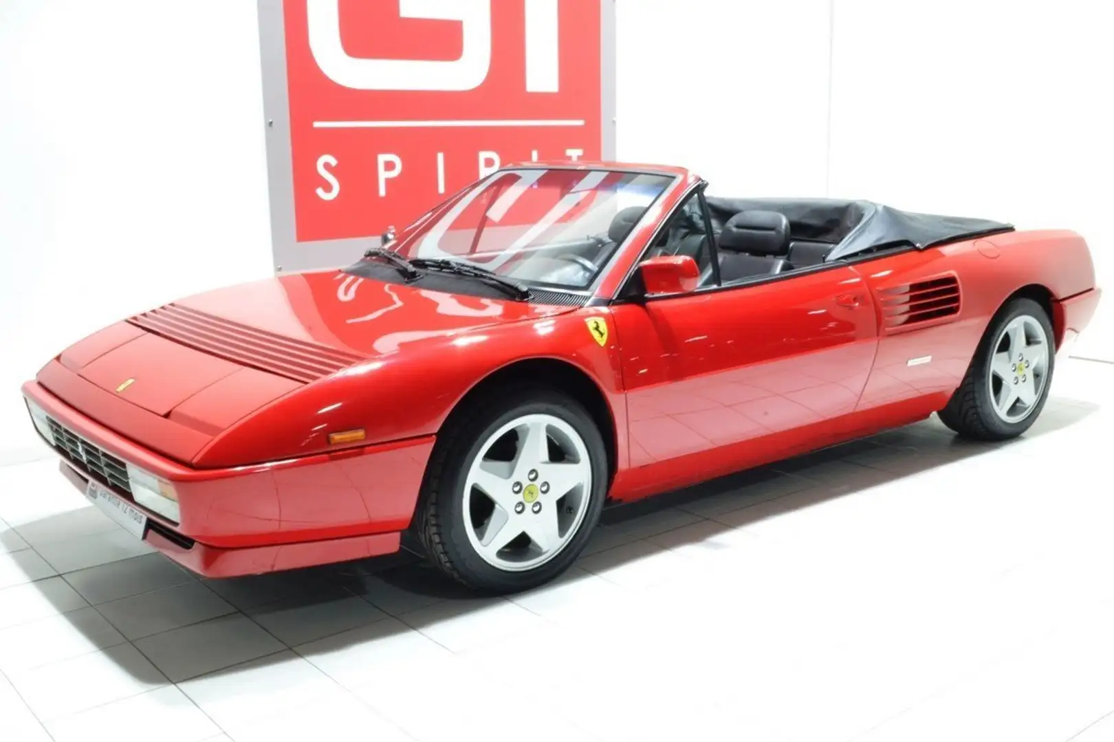 Ferrari Mondial