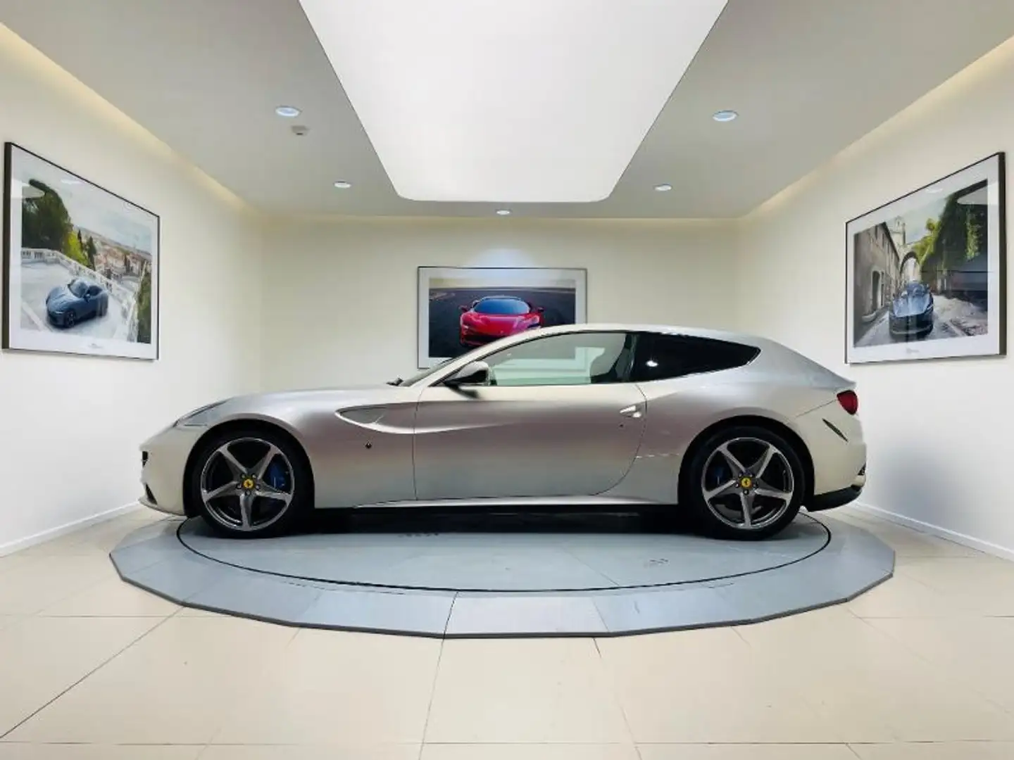 Ferrari FF