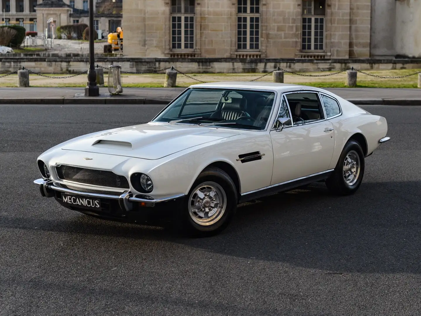 Aston Martin Vantage