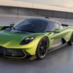 Aston Martin Valhalla : une supercar hybride rechargeable dévoilée dans sa version finale